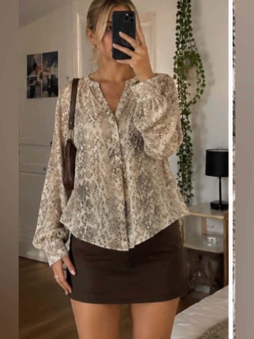 Ava & Viv Beige and Cream Snake Print Blouse